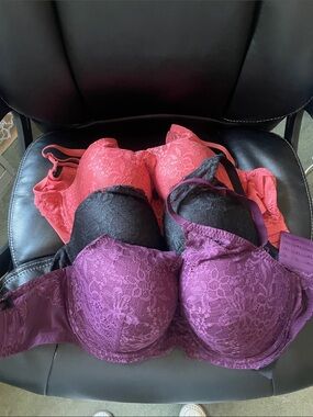 LOT of Lace Underwire Bra Set - Purple, Black, Coral